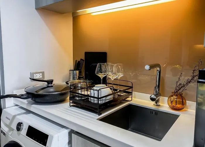 Upscale High-rise 1br - Ultra Fast Wifi - Phrom Phong
