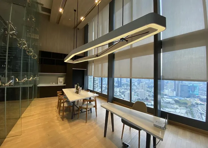Upscale High-rise 1br - Ultra Fast Wifi - Phrom Phong Apartment *
